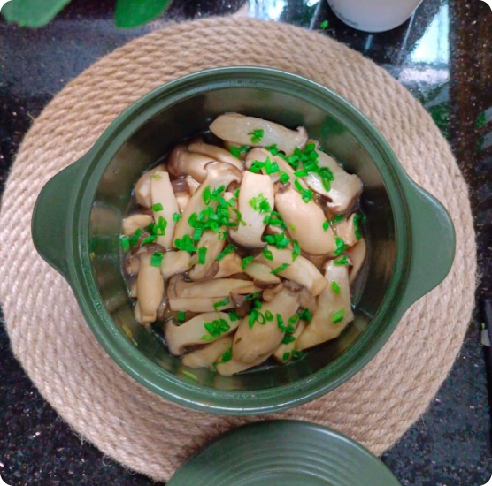 Hướng dẫn cách làm trà chôm chôm thơm ngon mát lạnh cho ngày hè